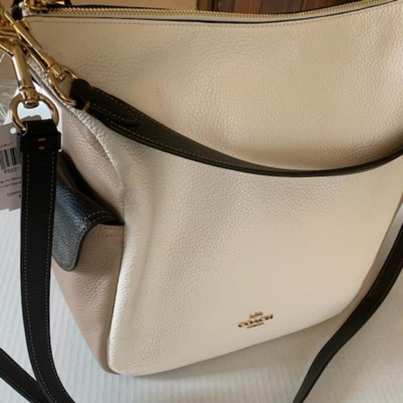 Coach purse - Picture 3 of 6